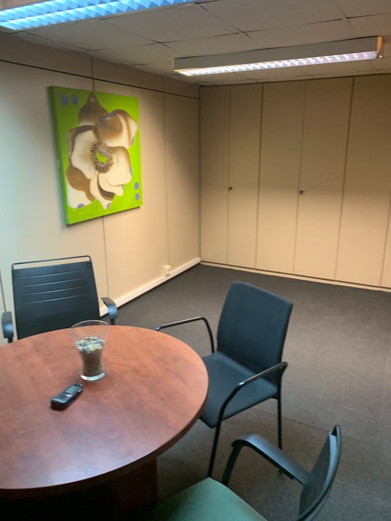 Oficinas y puestos de trabajo MMLT en Ajalvir